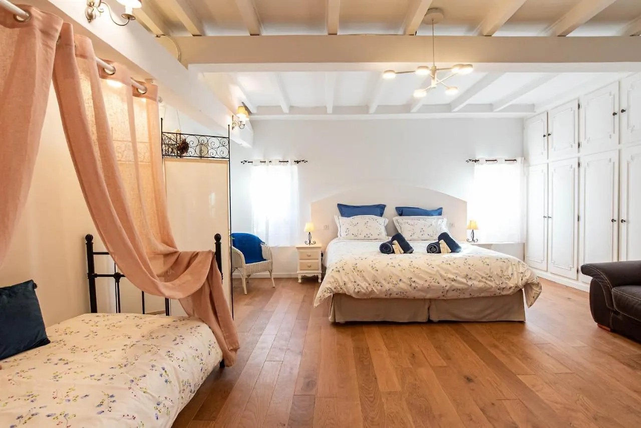 Les Nuits Du Pastelier Hotel Teulat 0*,  France