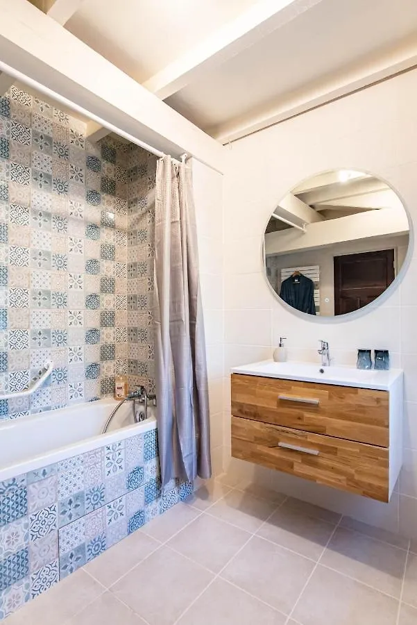 Les Nuits Du Pastelier Hotel Teulat Guest house