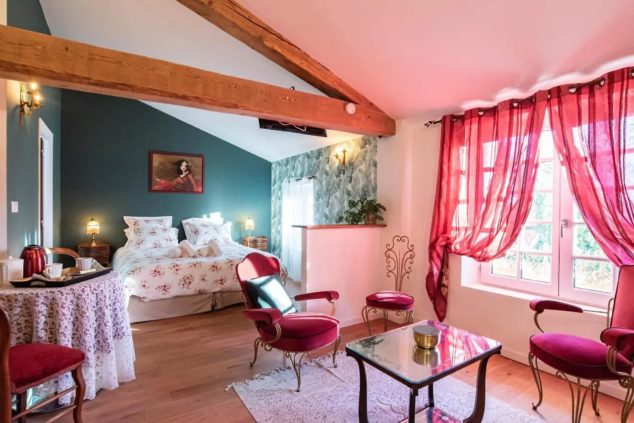 Les Nuits Du Pastelier Hotel Teulat Guest house